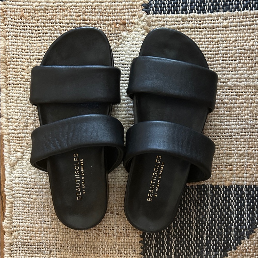 Beautiisouls by Robin Shreiber-  Leather (Size 38) sandals women Vero Curio